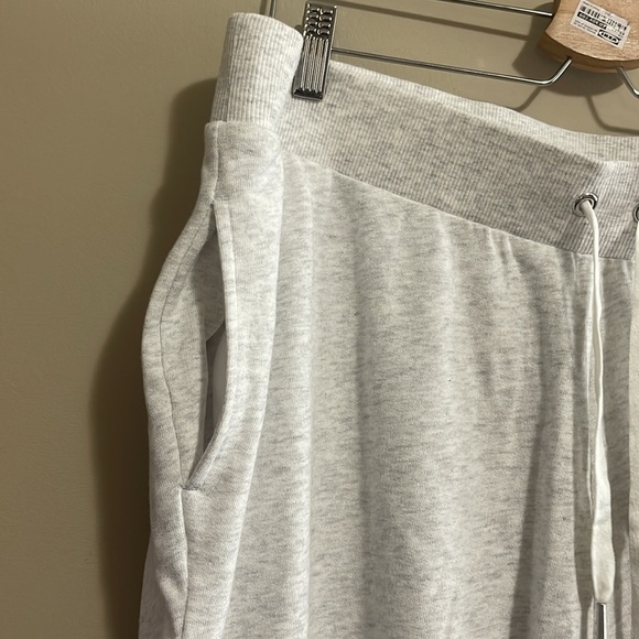 Victoria’s Secret sport sweatpants - Picture 4 of 6